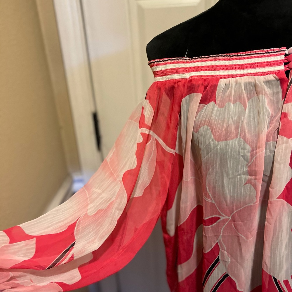 Blouse - Picture 2 of 3